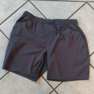 Men's Lululemon gray shorts